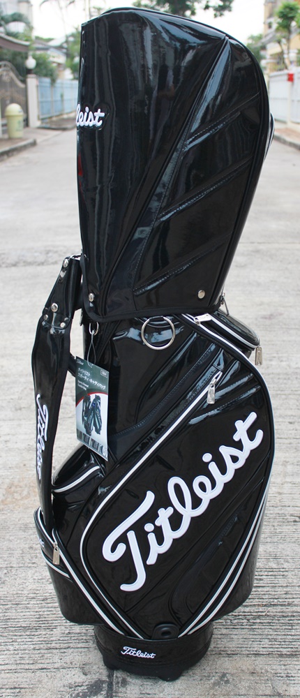 ขายถุงกอล์ฟ TITLEIST ของใหม่ 2ใบ2แบบ
