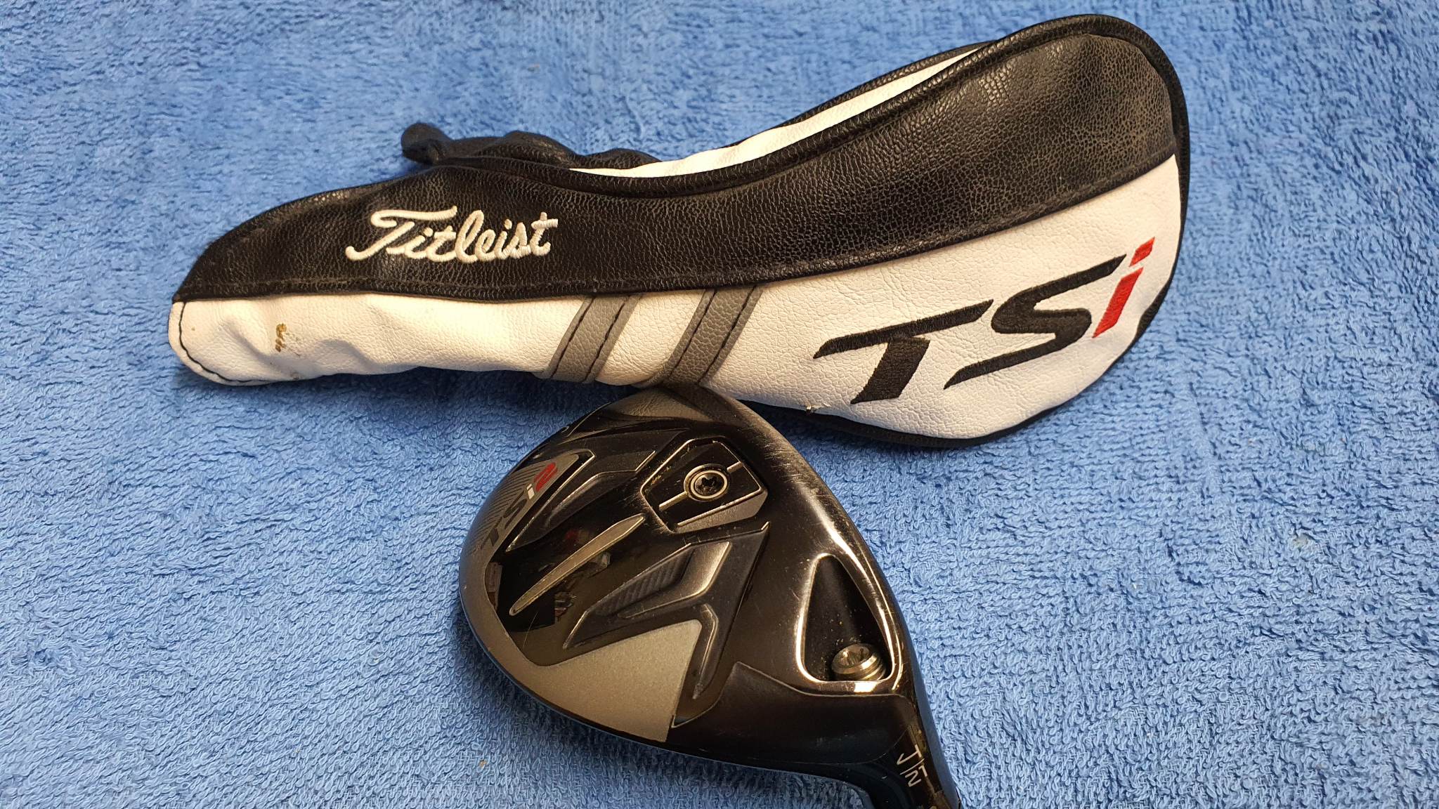 ไฮบริด 21 TITLEIST TSi-2