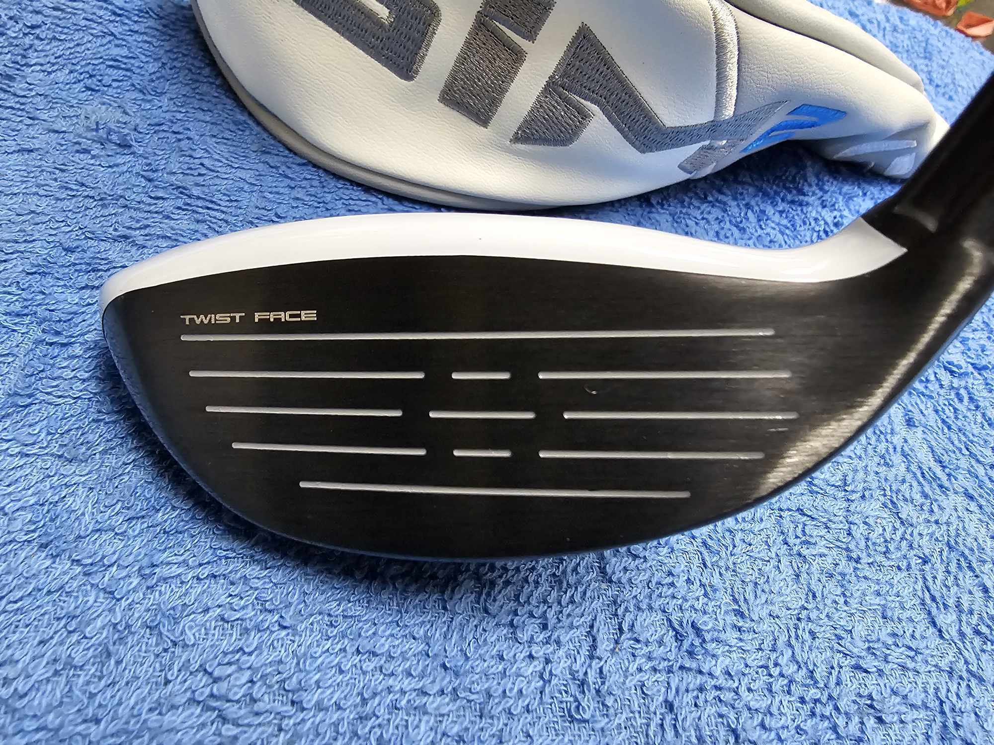 ไฮบริด 22 TAYLORMADE SIM2 MAX ( LADY )