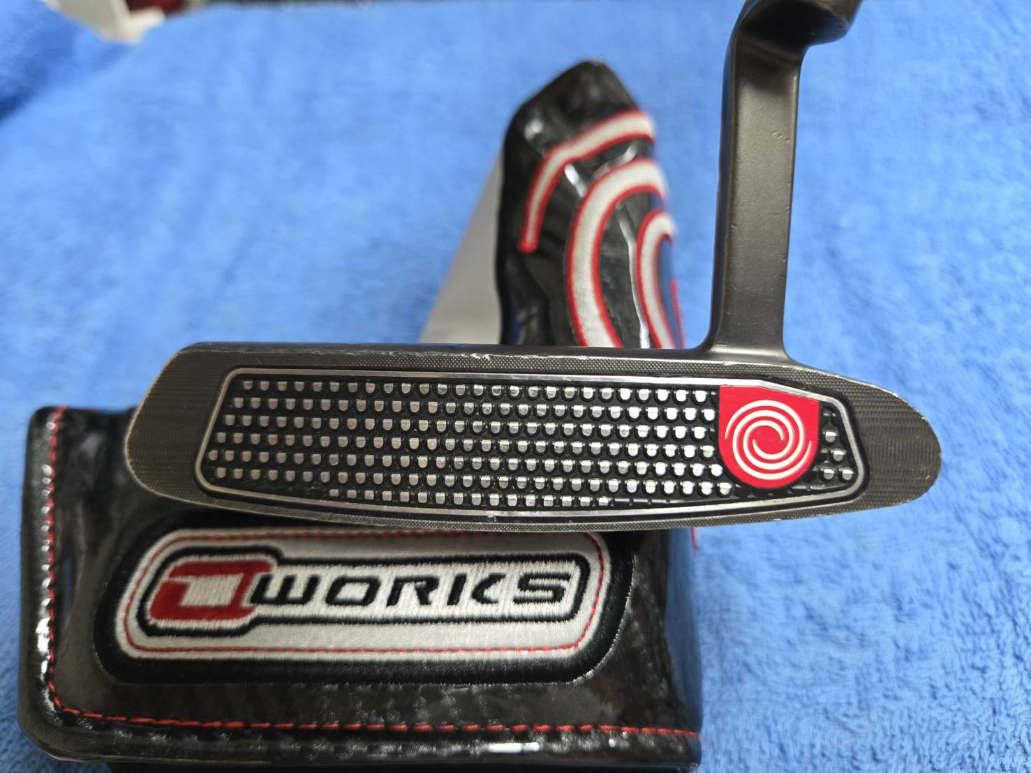 พัตเตอร์ ODYSSEY O-WORKS