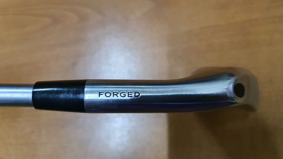 เหล็ก 3 X -TOUR FORGED