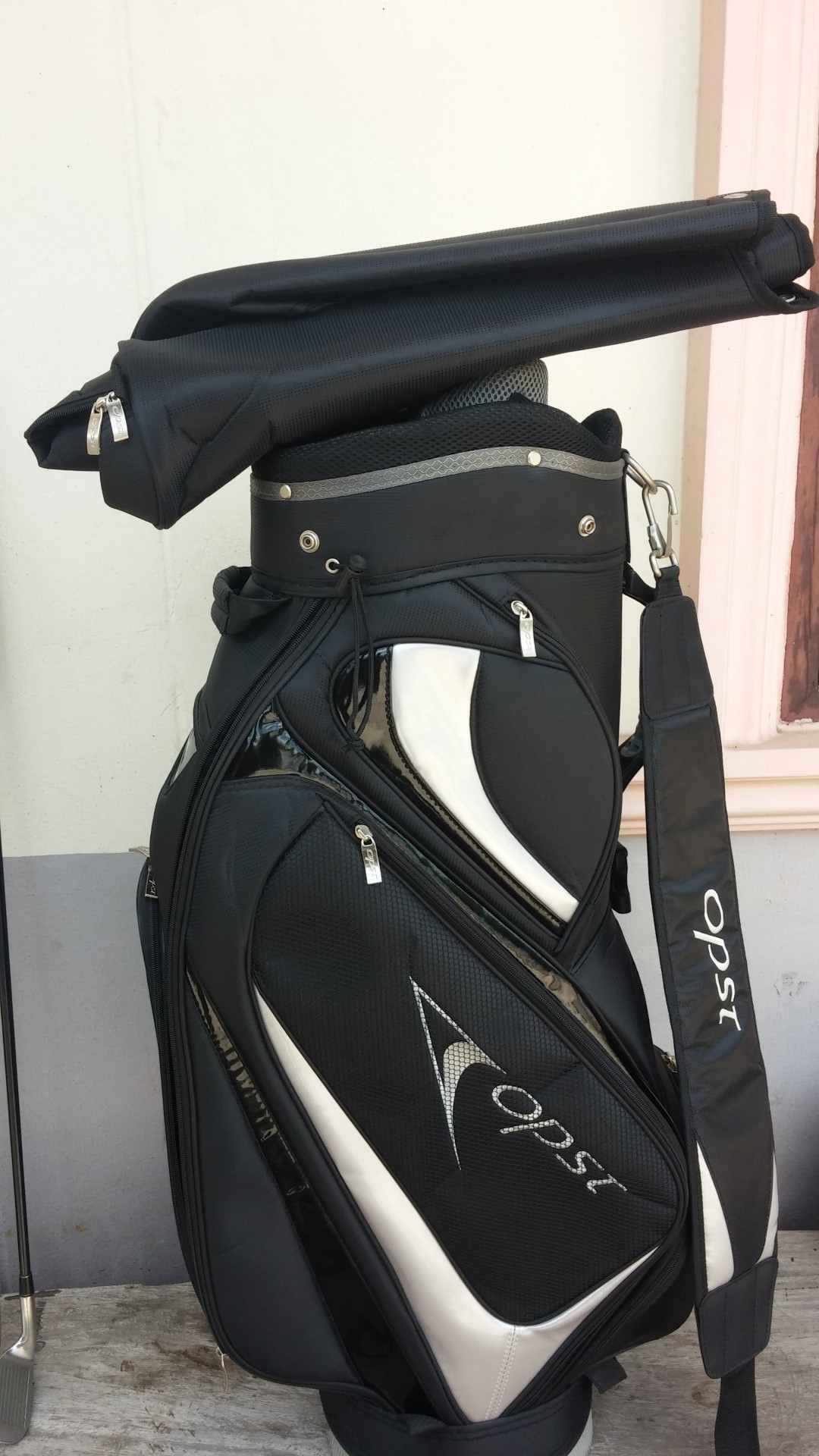 ขายถุงกอล์ฟสภาพของใหม่ OPST Golf