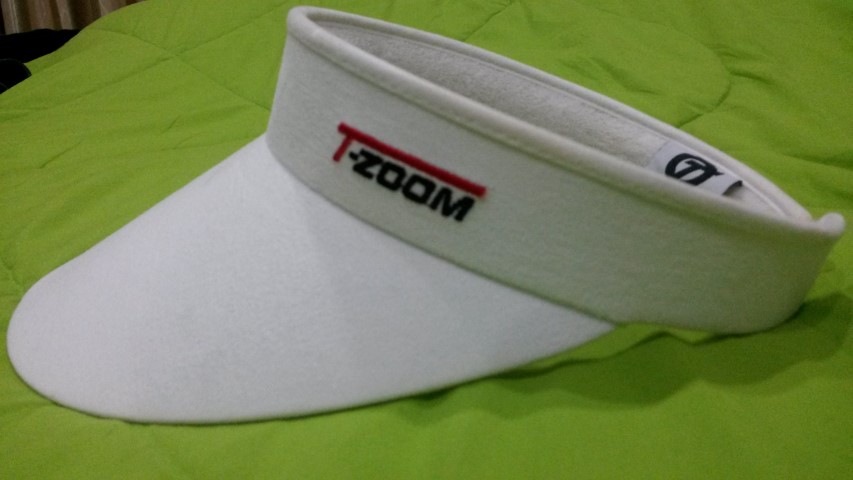 หมวกกอล์ฟT-Zoomสีขาว มือสองสภาพดี100บ.
