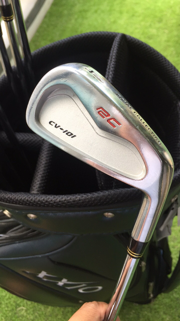 ต้องการขายIRON SET7 : 3-9,PW ROYAL COLLECTION CV-101 FLEX-R