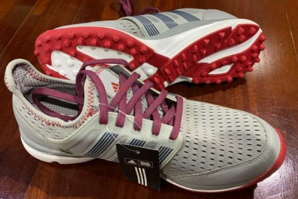 ขายกูก รองเท้ากอล์ฟ ADIDAS ของใหม่ มือ1 แท้ชัวร์ หิ้วมาจากอเมริก