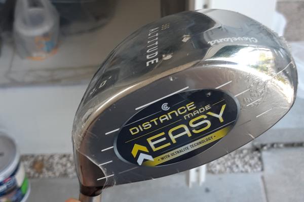 ขาย driver cleveland 588 altitude 9.0 มือ 1 อยู่ในพลาสติก 1500 บ