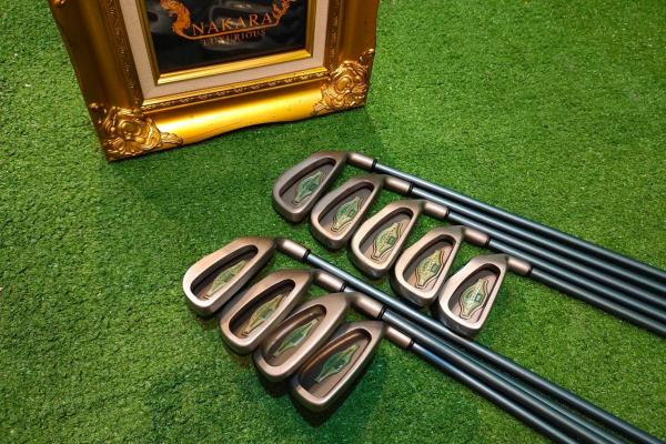 ไม้กอล์ฟสำหรับผู้หญิง ชุดเหล็ก Callaway GEMS