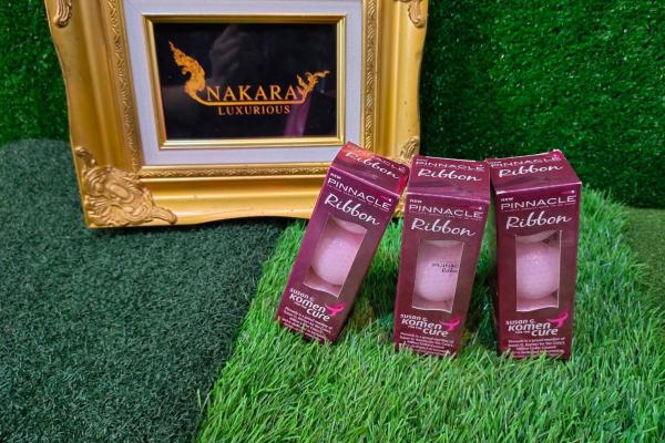 ลูกกอล์ฟ PINNACLE LADY Ribbon Susan G. KOMEN