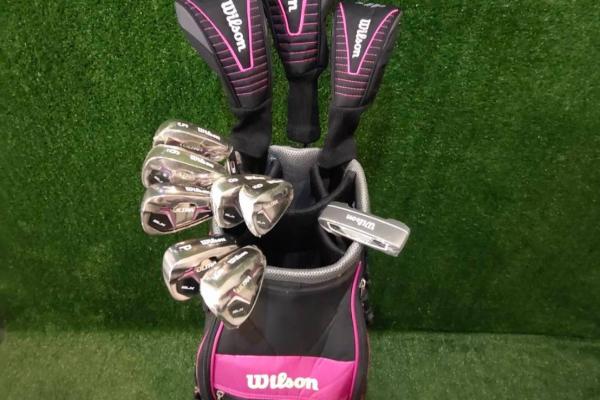 ไม้กอล์ฟครบชุดสำหรับผู้หญิง WILSON ULTRA BLK
