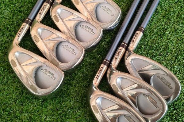** ไม้กอล์ฟสำหรับผู้หญิง ** ชุดเหล็ก YONEX CYBER STAR 5000FL