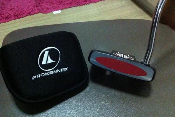 SALE!! Putters Prokennex มือสอง สภาพดี พร้อม cover ราคา 1,000 บา