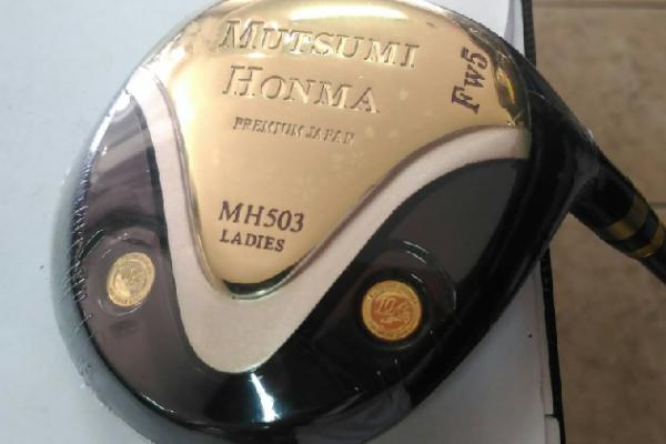 ขาย FW 3 , 5  MUTSUMI HONMA  Flex L  ของใหม่ ไม่มี Cover