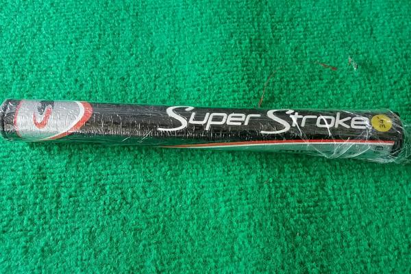 กริ๊พ SuperStroke  2.0 R ใหม่ถอดจาก Putter  TaylorMade เพียง 890