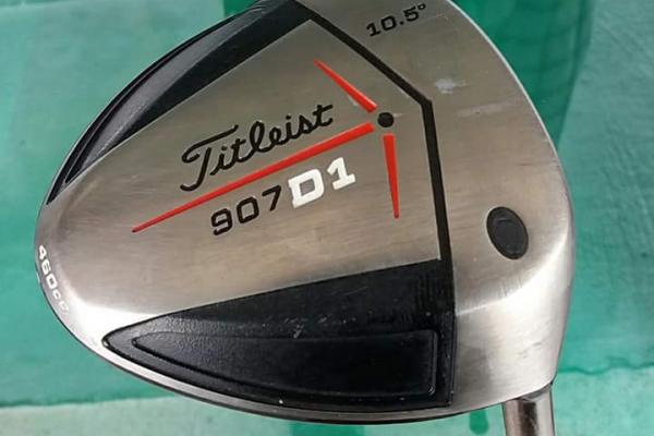 Driver Titleist 907D1 Loft 10.5 Flex R พร้อม cover มือสอง ขายเพี