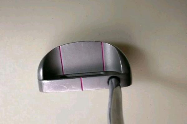 Putter Yes สภาพดี 2400 บาท