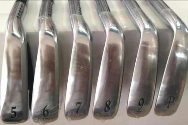ขาย ชุดเหล็ก ONOFF RB-247 F เหล็ก 5-9-pw  Flex :S  สินค้าใหม่