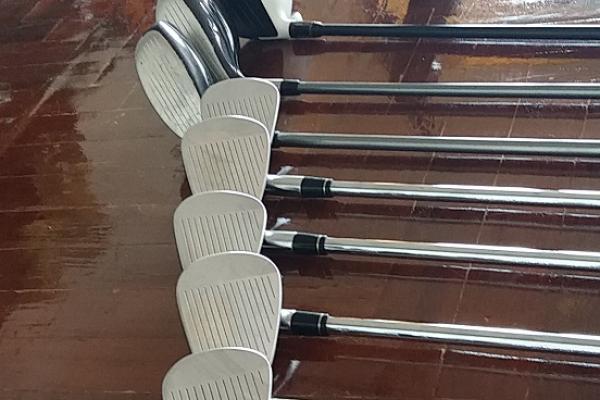 ขายยกชุด Callaway Apex Irons Set พร้อมกระเป๋า